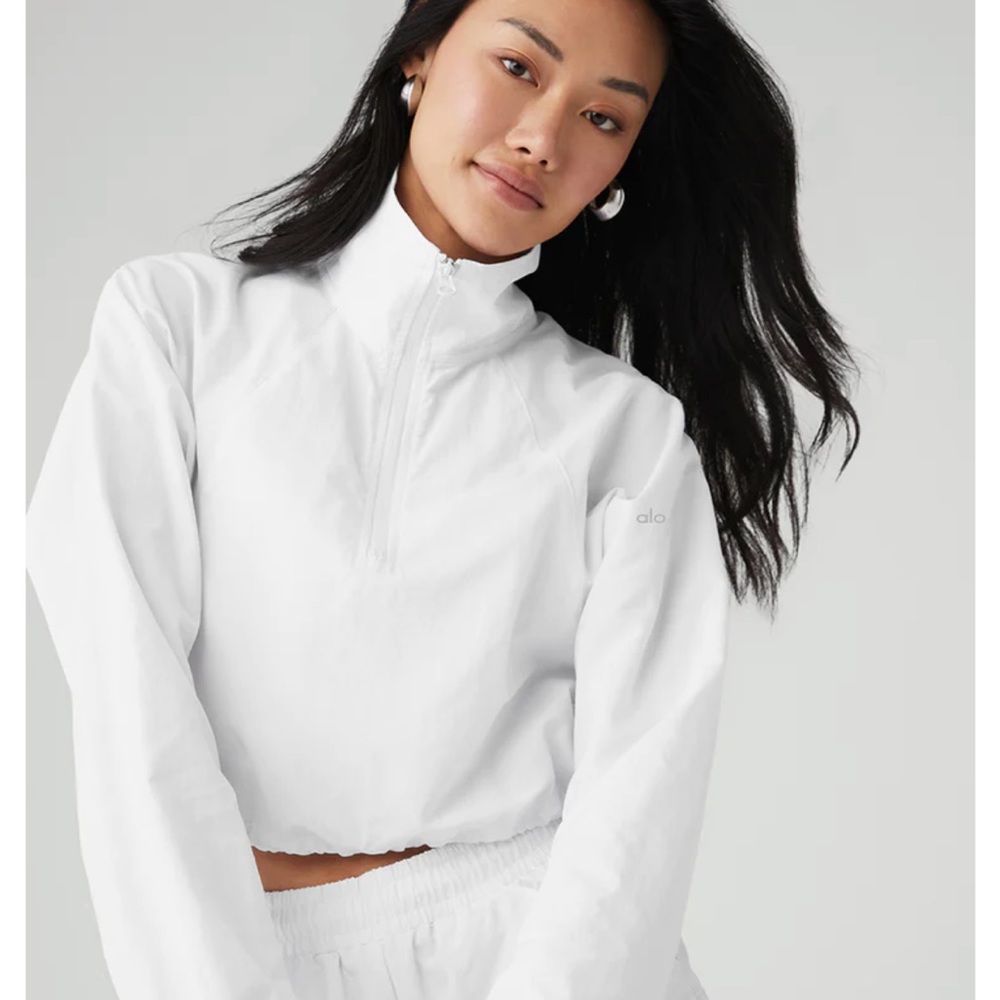 Alo Cropped 1/4 Zip Alumni Pullover